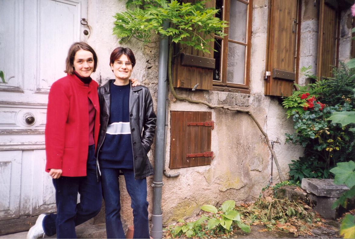 23Mona&IoanaTeo_la_Vezelay.jpg